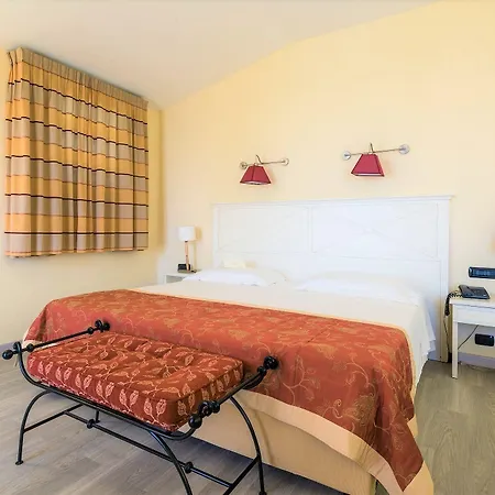 カップージ ホテル